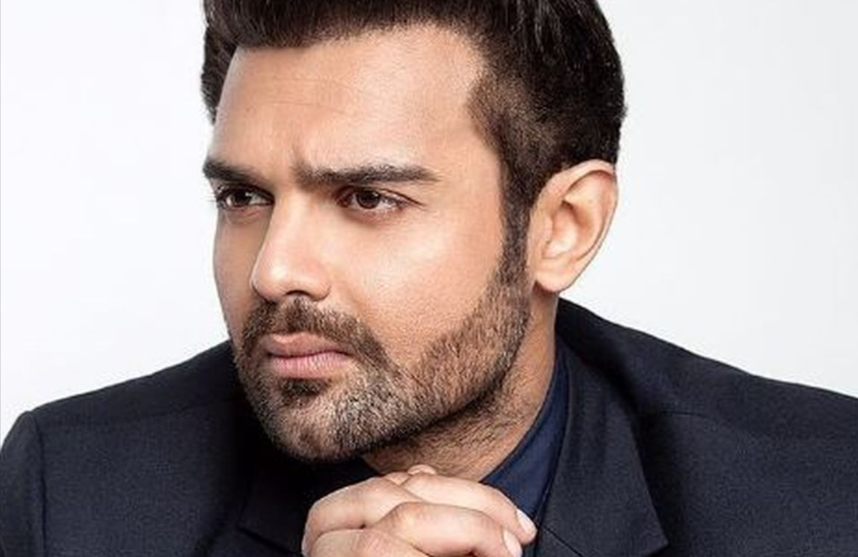 Mahaakshay Chakraborty